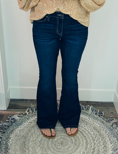 Ashley Mid Rise Non-Distressed Flare KanCan Jeans - Rose Grace Boutique 