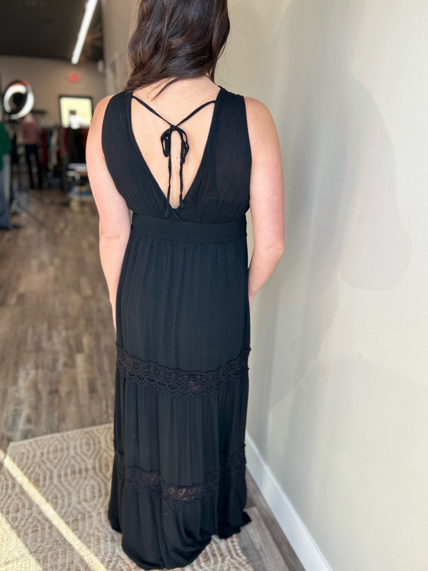 Black Lace V-Neck Maxi Dress Small Black Lace V-Neck Maxi Dress Small